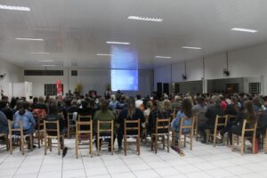 Leia mais sobre o artigo COMDICA de Cândido Godói realiza roda de conversa com os familiares da rede municipal e estadual de ensino