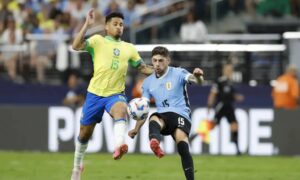 Leia mais sobre o artigo Brasil cai nos pênaltis diante do Uruguai e dá adeus à Copa América