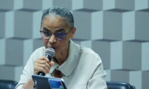 Leia mais sobre o artigo Brasil vive terrorismo climático, diz Marina Silva