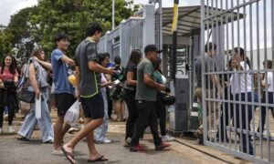 Leia mais sobre o artigo Estudantes aprovam tema da redação do Enem, mas acham prova cansativa