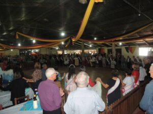 Leia mais sobre o artigo Baile Regional do Arco-Íris reúne grande público e celebra a valorização da melhor idade em Novo Machado