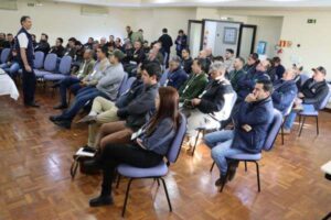 Leia mais sobre o artigo Giruá sedia treinamento técnico de classificação de grãos de canola e carinata