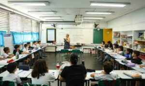 Leia mais sobre o artigo Carteira nacional do professor será entregue em outubro, anuncia MEC
