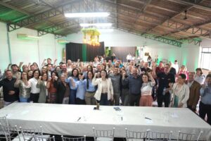 Leia mais sobre o artigo Gestores missioneiros se reúnem durante a Expo São Luiz 2025 para debater desenvolvimento e integração regional