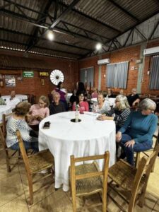 Leia mais sobre o artigo Roque Gonzales realizou a 2ª edição do “Café da Experiência” com foco na valorização da terceira idade