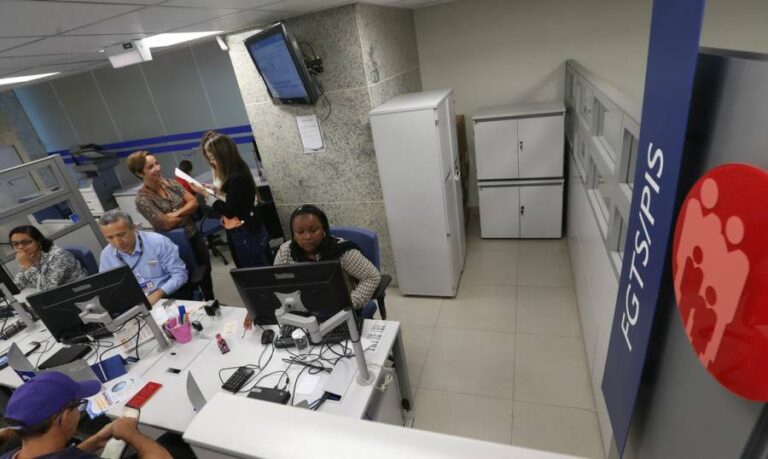 PIS/Pasep para quem nasceu em julho e agosto é pago nesta segunda
